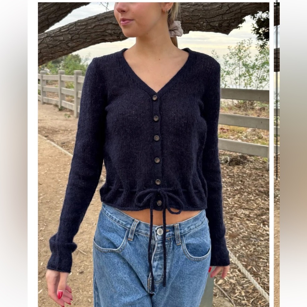 Brandy Melville Sweater